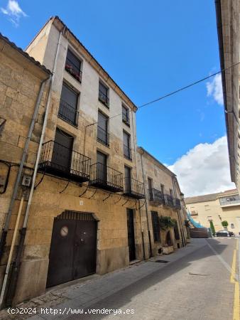 VENTA DE 4 PISOS Y LOCAL-GARAJE EN CIUDAD RODRIGO - SALAMANCA