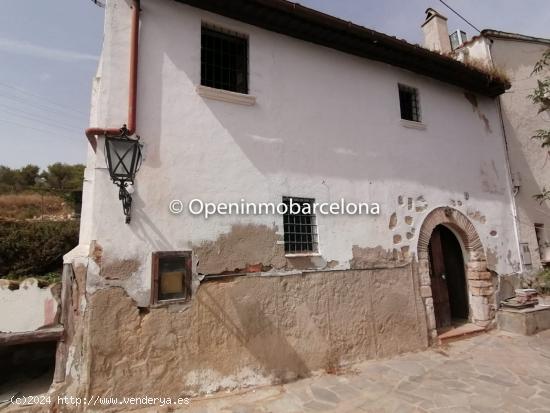 Casa  para reformar en zona els Vinyals - BARCELONA