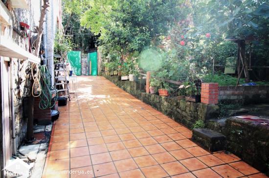 Se Vende Chalet de 5 Plantas en Begoña - VIZCAYA