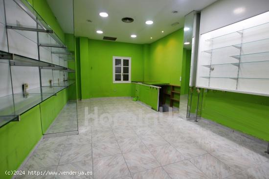 Se vende Local comercial con sotano y baño en Calle Juan de Garay - VIZCAYA