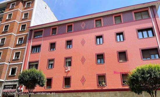 Se Vende Piso de 4 Dormitorios, 1 baño y Terraza en Basauri - VIZCAYA