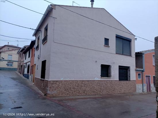  SE VENDE CASA  EN LECERA - ZARAGOZA 