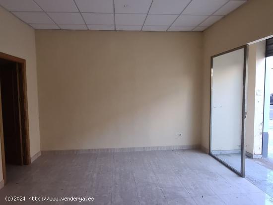 ALG622 - LOCAL COMERCIAL DE 47M2 EN RONDA DEL CALVARI DE ALGEMESÍ - VALENCIA