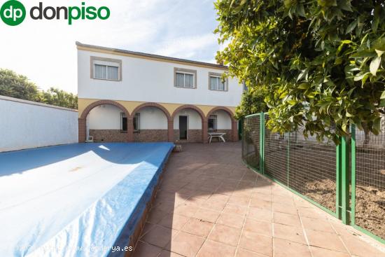 Dos casas en parcela de 724m con huerto y piscina - GRANADA