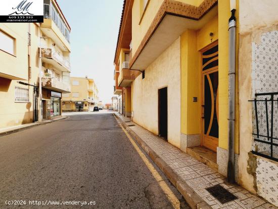 Local lcomercial 100 mt en Los Nietos. - MURCIA