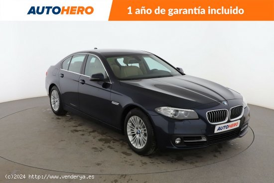 BMW Serie 5 520d - 