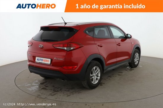 Hyundai Tucson 1.6 Essence BlueDrive 2WD - 