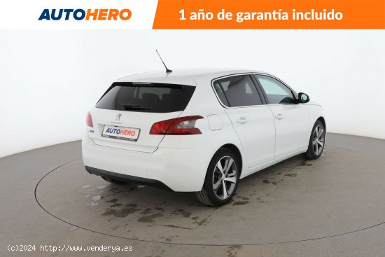 Peugeot 308 1.2 PureTech Allure - 