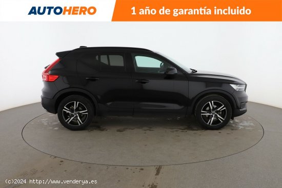 Volvo XC40 2.0 D3 R-Design 2WD - 