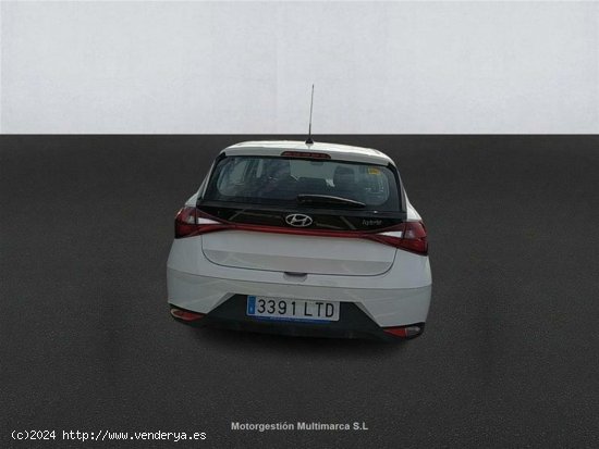 Hyundai i20 1.0 TGDI 74kW (100CV) 48V Essence - Barcelona