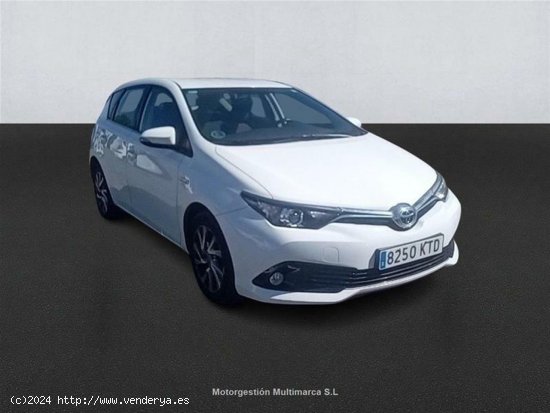 Toyota Auris 1.8 140H Hybrid Active (Business Plus) - Barcelona