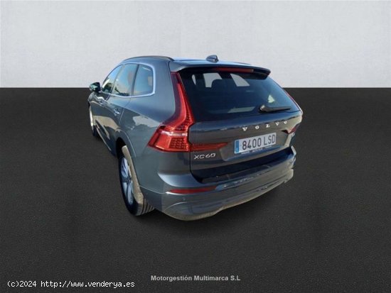 Volvo XC-60 2.0 B4 D AWD Momentum Pro Auto - Barcelona