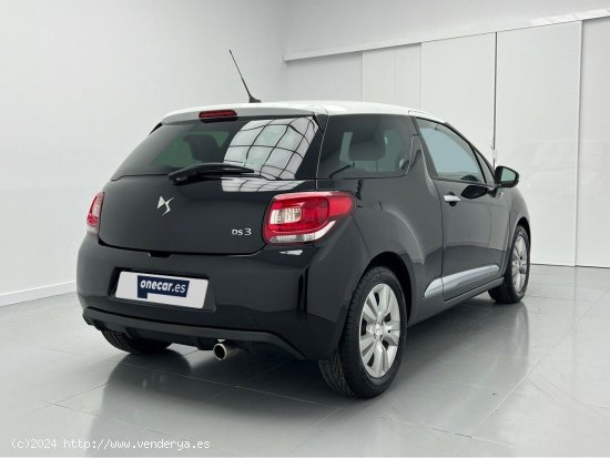 DS Automobiles DS 3 1.2 PURETECH DESIRE 82CV 3P - Malaga