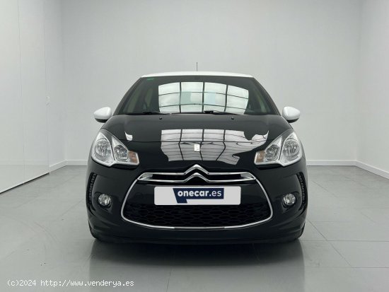 DS Automobiles DS 3 1.2 PURETECH DESIRE 82CV 3P - Malaga