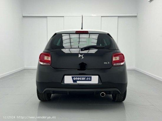 DS Automobiles DS 3 1.2 PURETECH DESIRE 82CV 3P - Malaga