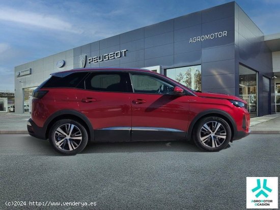 Peugeot 3008  225 e-EAT8 Allure Pack - VITORIA