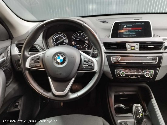 BMW X1 sDrive18i - 