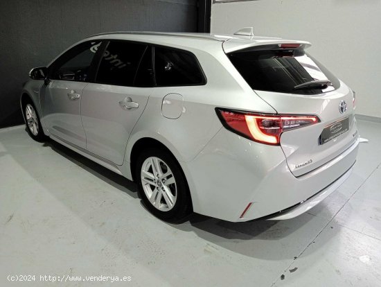 Toyota Corolla 1.8 125H ACTIVE TECH E-CVT TOU SPORT - 