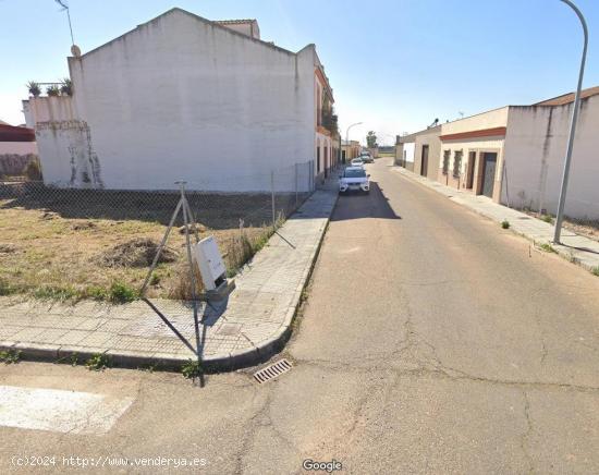  Solar urbano, de esquina en Montijo. - BADAJOZ 