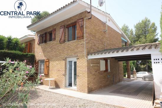 Chalet adosado en Urv. Comanar - Salou. - TARRAGONA