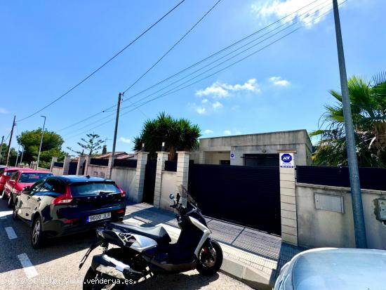 ESPECTACULAR CASA CON PISCINA EN CALAFELL - TARRAGONA