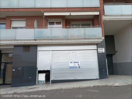  ¡Gran oportunidad! Local comercial de 200 m² en venta en excelente ubicación - BARCELONA 