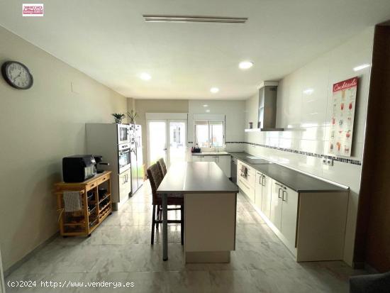 VENTA DE VIVIENDA EN PLANTA BAJA EN BENIFAIO (VALENCIA) TOTALMENTE REFORMADA. - VALENCIA