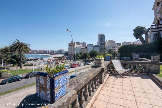 Chalé en primera línea de mar, en Ciudad Jardín - A CORUÑA