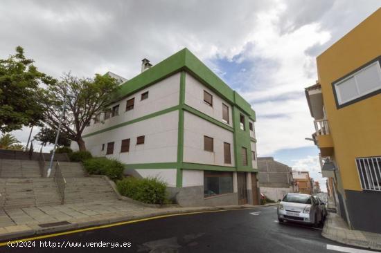 Local comercial en La Gallega - SANTA CRUZ DE TENERIFE