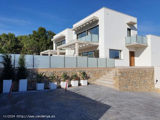 FANTÁSTICO CHALET ADOSADO DE 3 DORM. DE NUEVA CONSTRUCCIÓN EN MORAIRA(TEULADA) - ALICANTE