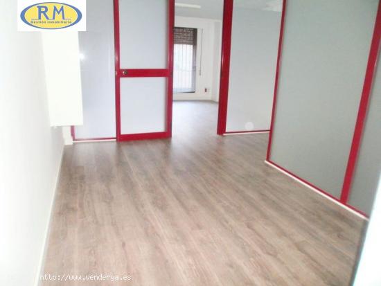 Venta de Oficina en pleno Canovas , Av. España Centro - Cruz de los Caidos - CACERES