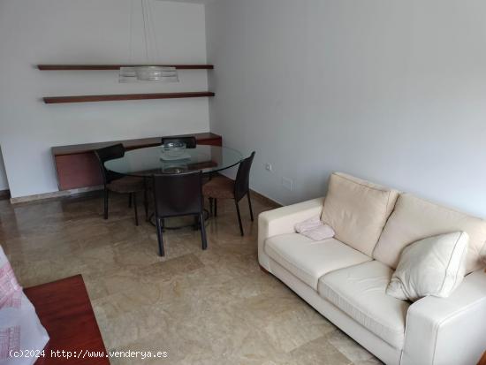 Atractivo Apartamento Seminuevo en Murcia - Zona Juan de Borbón - MURCIA