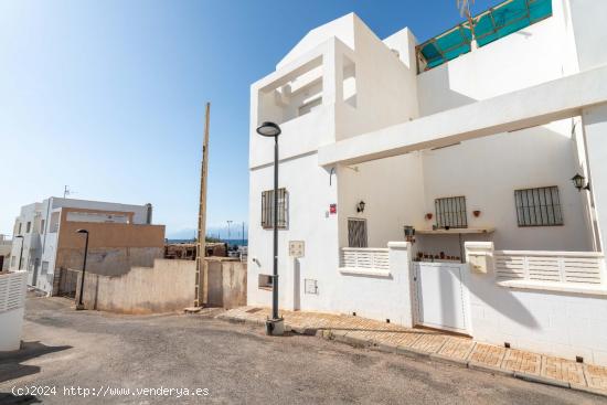  Se Vende Triplex en La Fabriquilla - ALMERIA 