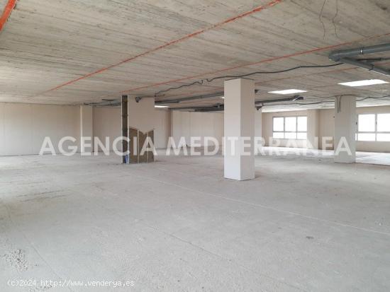 Local de oficinas en venta en La Torre - VALENCIA