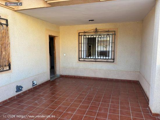  TRIPLEX EN ESQUINA, HUERCAL DE ALMERIA - ALMERIA 