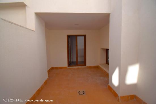 Piso con terraza  y plaza de parking en Mancor - BALEARES