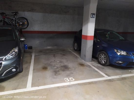 PLAZA DE PARKING A LA VENTA A LA CALLE DOEDES. - BARCELONA