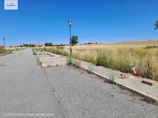 101- Lote parcelas urbanas en Santa María la Real de Nieva - SEGOVIA