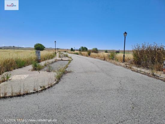 101- Lote parcelas urbanas en Santa María la Real de Nieva - SEGOVIA