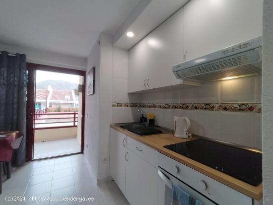 Se vende apartamento en zona de paso,  Los Cristianos - SANTA CRUZ DE TENERIFE