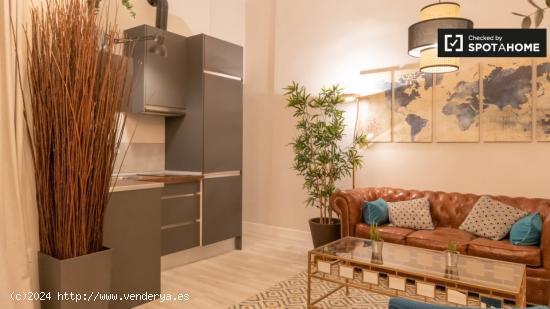 Apartamento de 2 dormitorios en alquiler en Madrid - MADRID