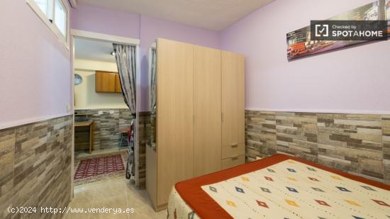 Acogedor, bien conectado apartamento de un dormitorio en el corazón de Lavapiés - MADRID