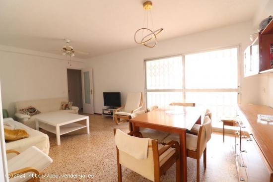 Apartamento 4 dormitorios en  Dehesa de Campoamor VERANO. - ALICANTE