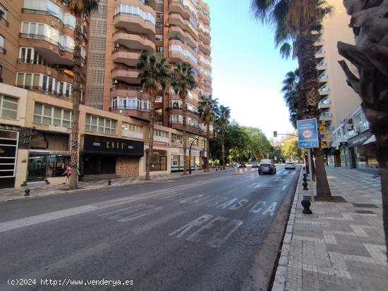 MALAGUETA, UBICACIÓN INMEJORABLE a sólo 100 m de la playa y Muelle 1 - MALAGA