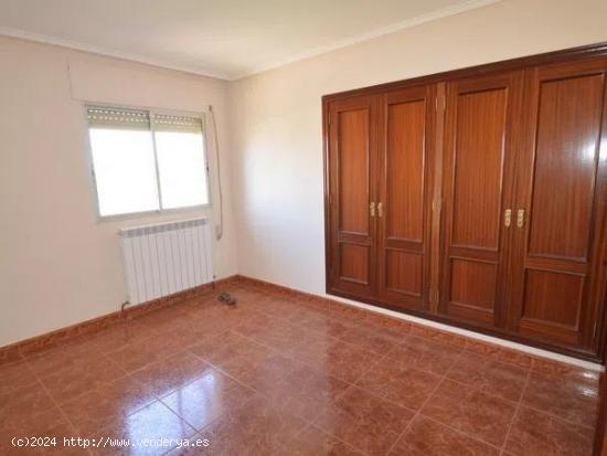 Magnifico chalet en venta  en carretera del Alcampo, 152 - ZARAGOZA