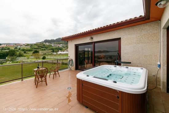 PRECIOSO CHALET EN PIEDRA DENTRO DE LA COMARCA DEL MORRAZO!!!!!!!!! - PONTEVEDRA