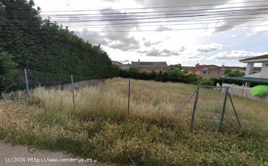 Terreno en la calle Soria El Casar - GUADALAJARA