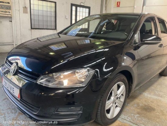 Volkswagen Golf 1.2 TSI 105CV CONFORTLINE BLUEMOTION AUTOMATICO-SENSORES DELANTEROS Y TRASEROS - Mat