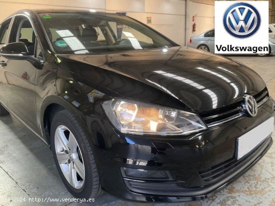 Volkswagen Golf 1.2 TSI 105CV CONFORTLINE BLUEMOTION AUTOMATICO-SENSORES DELANTEROS Y TRASEROS - Mat