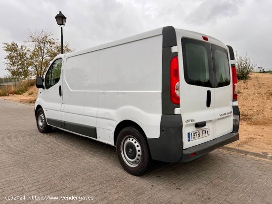 Opel Vivaro 2.5 CDTI Kasten L2H1 2,9t - Madrid